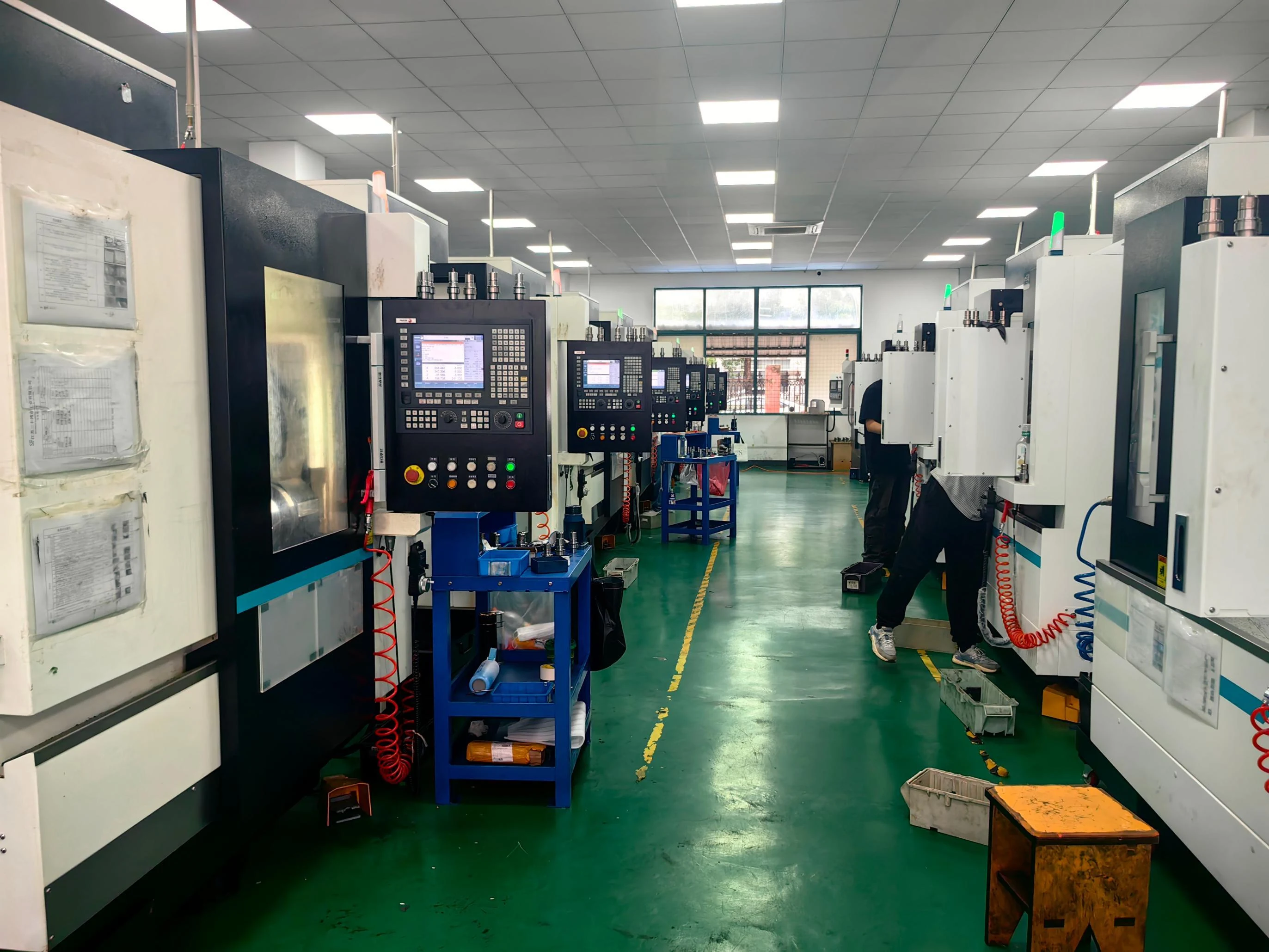 精密刀模 CNC 生产车间
