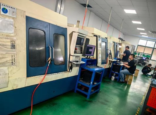 CNC 精密加工现场